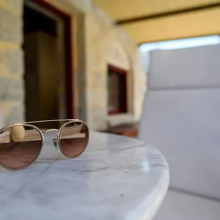 Panorama - Unique Beachfront Stone House In Alipa-mani Khalkia