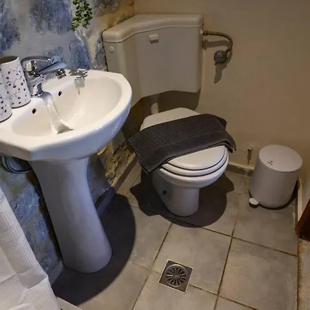 Panorama - Unique Beachfront Stone House In Alipa-mani *