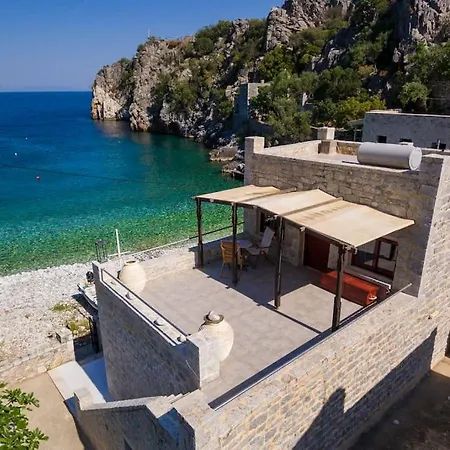 Panorama - Unique Beachfront Stone House In Alipa-mani * Khalkia